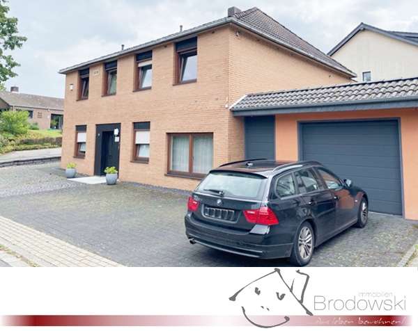 Haus zum Kaufen in Bedburg 344.000 € 179 m²
