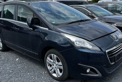 Peugeot 5008 220.000 km 2.500 &euro; Dormagen 41539