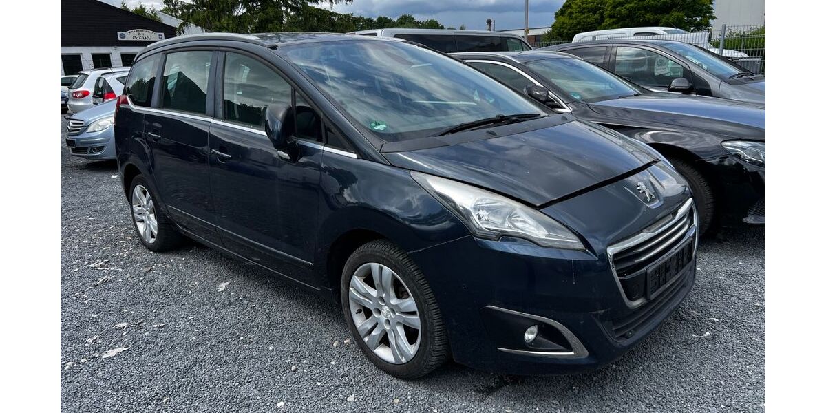 Peugeot 5008 220.000 km 2.500 &euro; Dormagen 41539