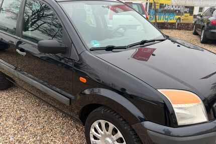 Ford Fusion 186.400 km 1.950 &euro; Leverkusen 51371