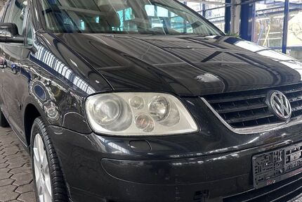 VW Touran 259.000 km 2.599 &euro; Brühl (Nähe Köln) 50321