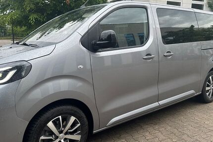 Toyota Proace (Verso) 29.999 km 33.499 &euro; Troisdorf 53842