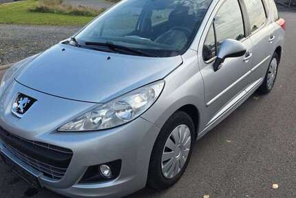 Peugeot 207 140.000 km 2.480 &euro; Köln - Poll 51105