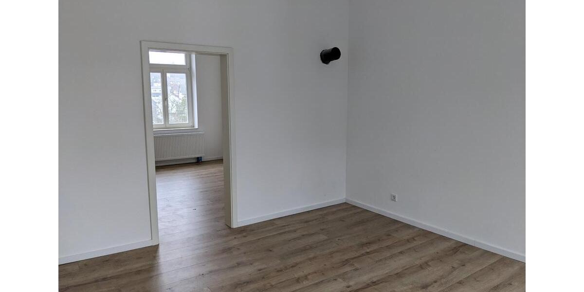 Doppelhaushälfte Solingen - 8 Zimmer, 150 m&sup2;, 1.821&euro; | Angebot:25245627