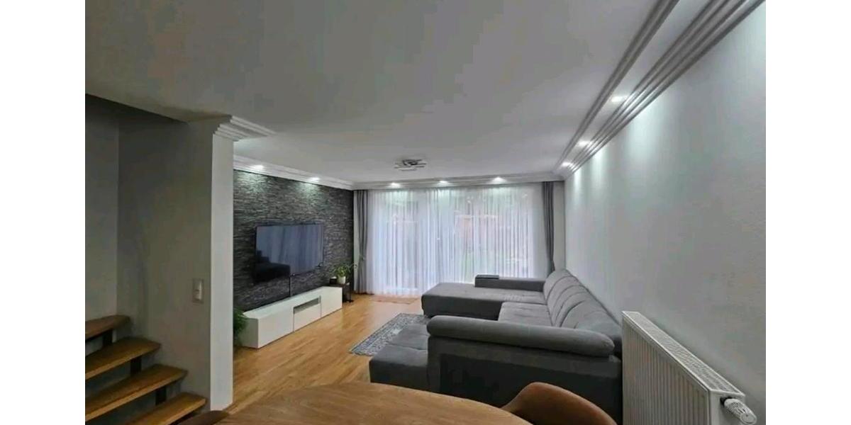 Reihenhaus Köln Kalk - 5 Zimmer, 127 m&sup2;, 2.200&euro; | Angebot:25163560