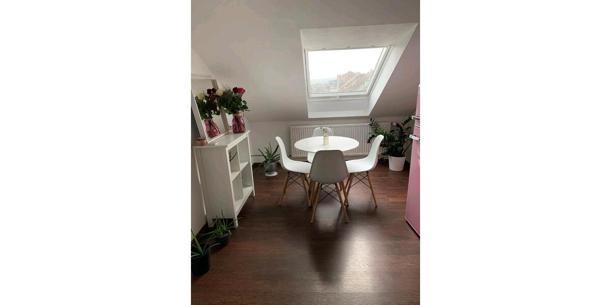 Dachgeschoßwohnung Weilerswist - 2 Zimmer, 60 m&sup2;, 850&euro; | Angebot:25426725