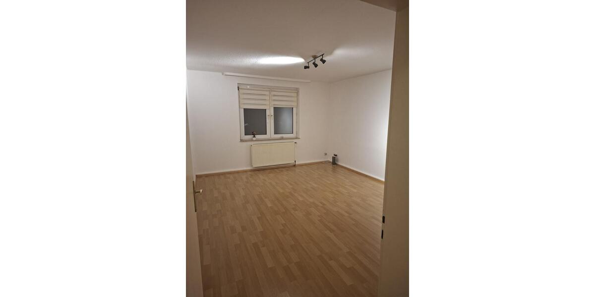 Etagenwohnung Solingen Central - 2 Zimmer, 45 m&sup2;, 400&euro; | Angebot:26272590