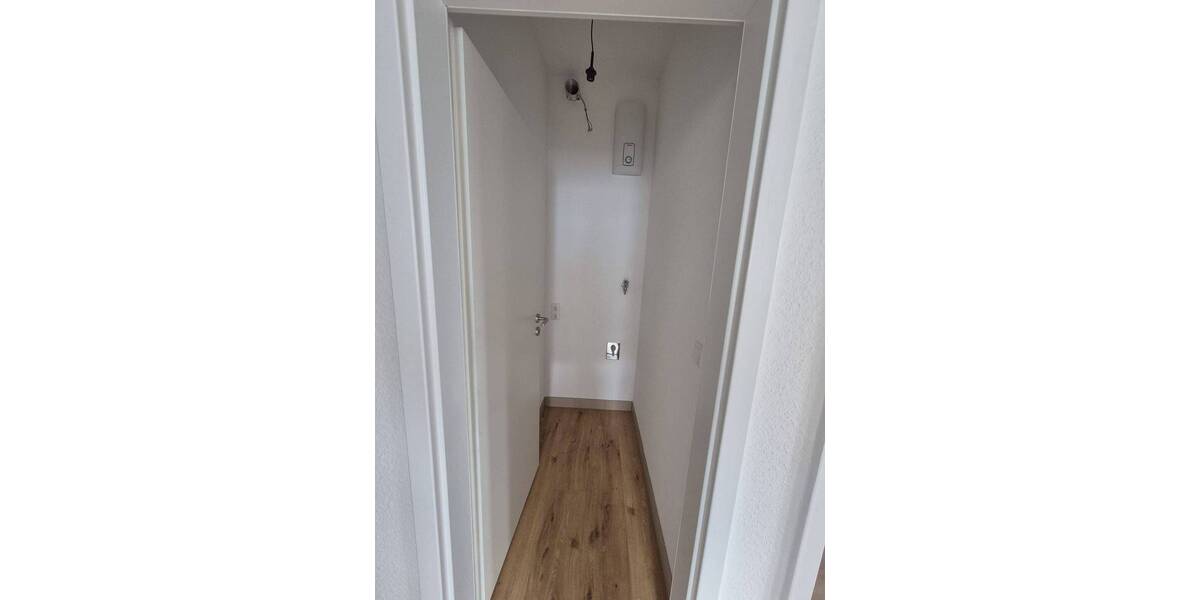 Etagenwohnung Köln Höhenberg - 3 Zimmer, 80 m&sup2;, 1.080&euro; | Angebot:25938841