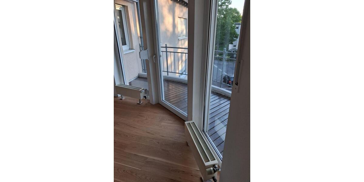 Etagenwohnung Leverkusen - 2 Zimmer, 71 m&sup2;, 1.000&euro; | Angebot:26399102