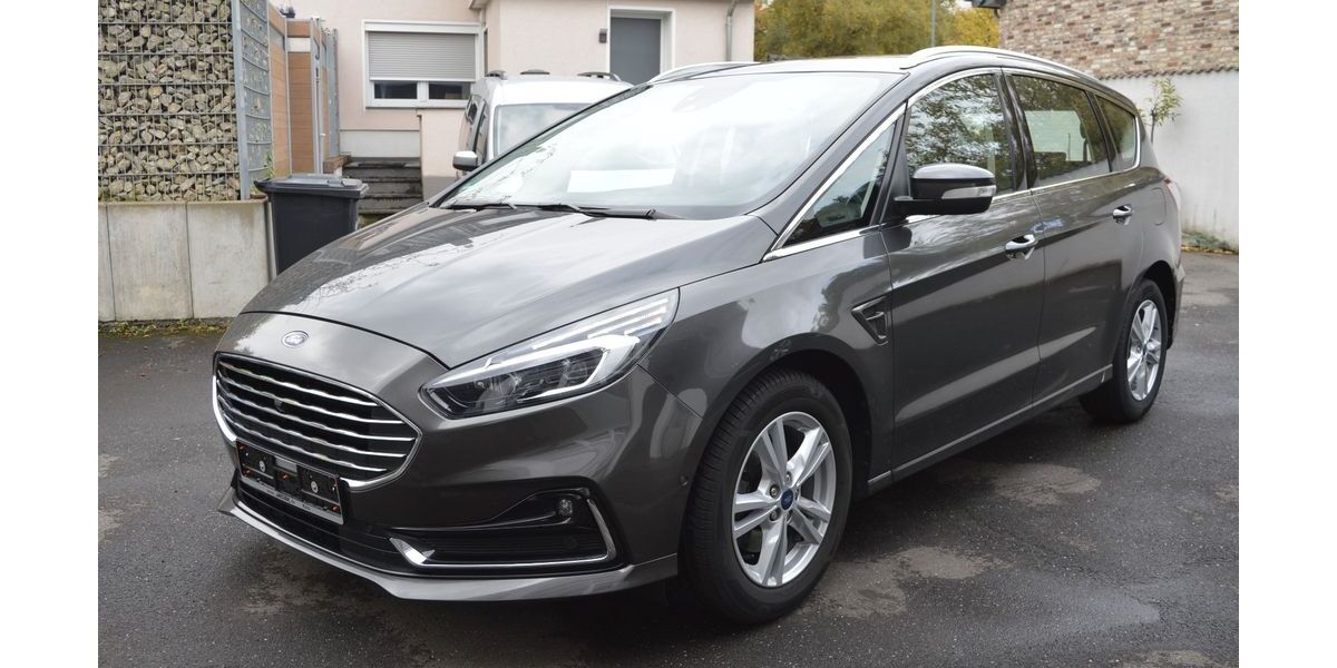 Ford S-Max 199.000 km 16.590 &euro; Köln Ostheim 51107