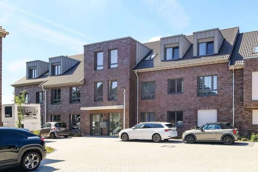 Wohnung zum Mieten in Langenfeld (Rheinland) 1.374 € 102 m²