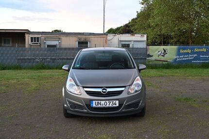 Opel Corsa 124.999 km 3.199 &euro; Köln 51145