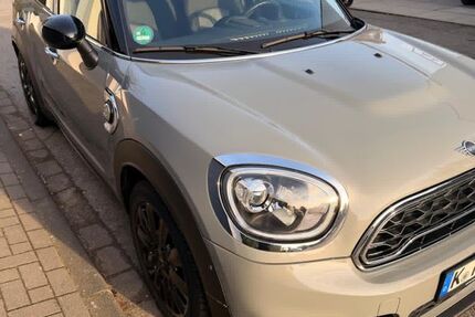 Mini Countryman SE (Cooper) 45.300 km 18.999 &euro; Köln 50999