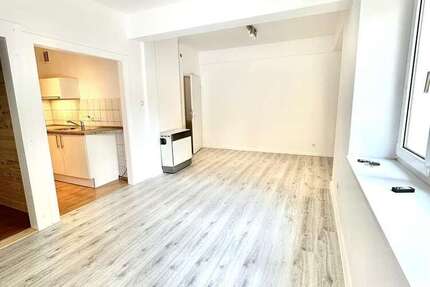 Wohnung zum Mieten in Düsseldorf 527 € 34 m²
