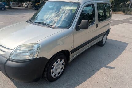 Peugeot Partner 205.000 km 1.100 &euro; Köln 50737
