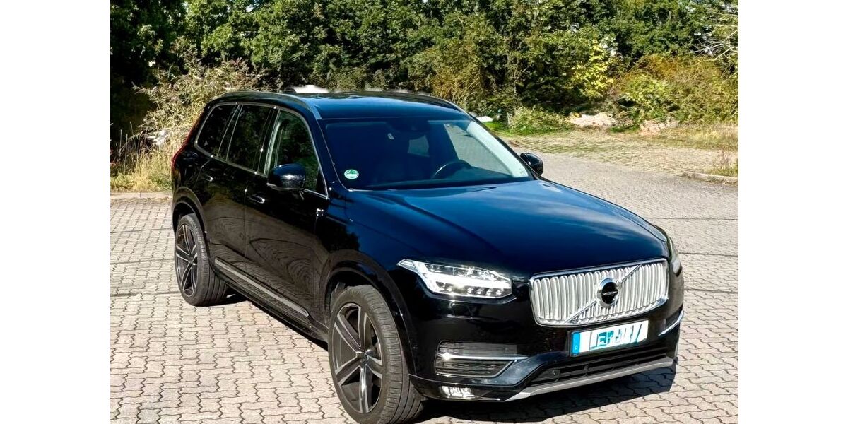 Volvo XC90 223.000 km 17.000 &euro; Köln 51145