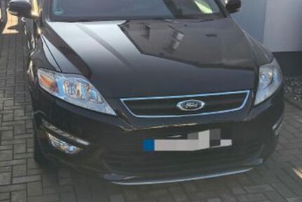 Ford Mondeo 199.000 km 5.000 &euro; Burscheid 51399
