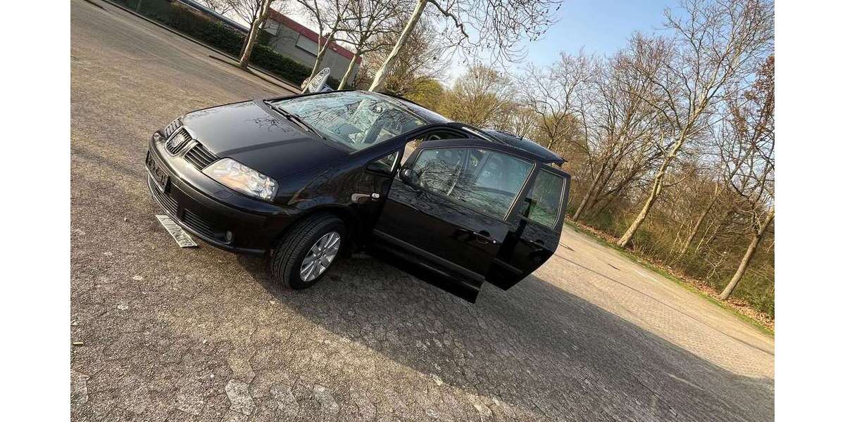 Seat Alhambra 227.300 km 4.250 &euro; Köln, Stadt 50765