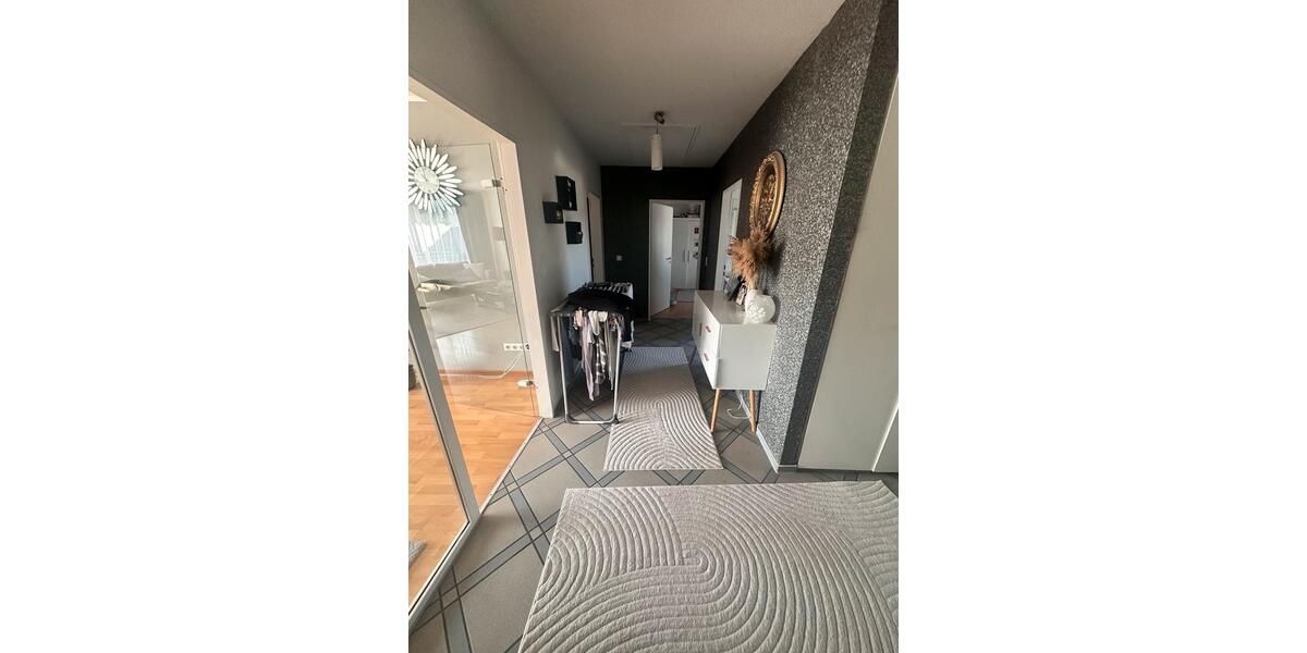 Dachgeschoßwohnung Solingen - 3 Zimmer, 88 m&sup2;, 870&euro; | Angebot:25308373