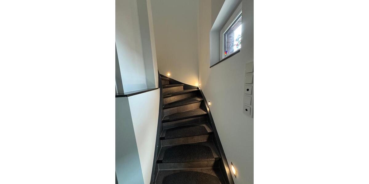 Einfamilienhaus Köln Chorweiler - 4 Zimmer, 110 m&sup2;, 1.800&euro; | Angebot:26426751