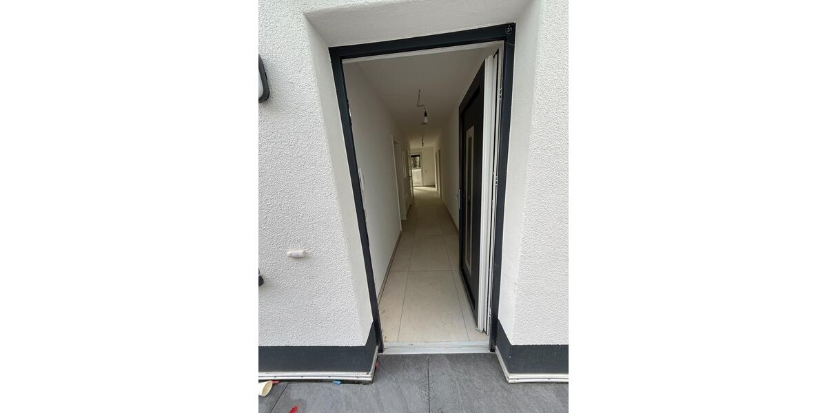 Erdgeschoßwohnung Köln Ehrenfeld - 3 Zimmer, 43 m&sup2;, 1.300&euro; | Angebot:27603854