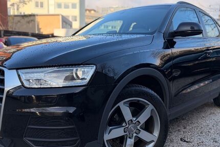 Audi Q3 180.000 km 12.950 &euro; Köln 50674