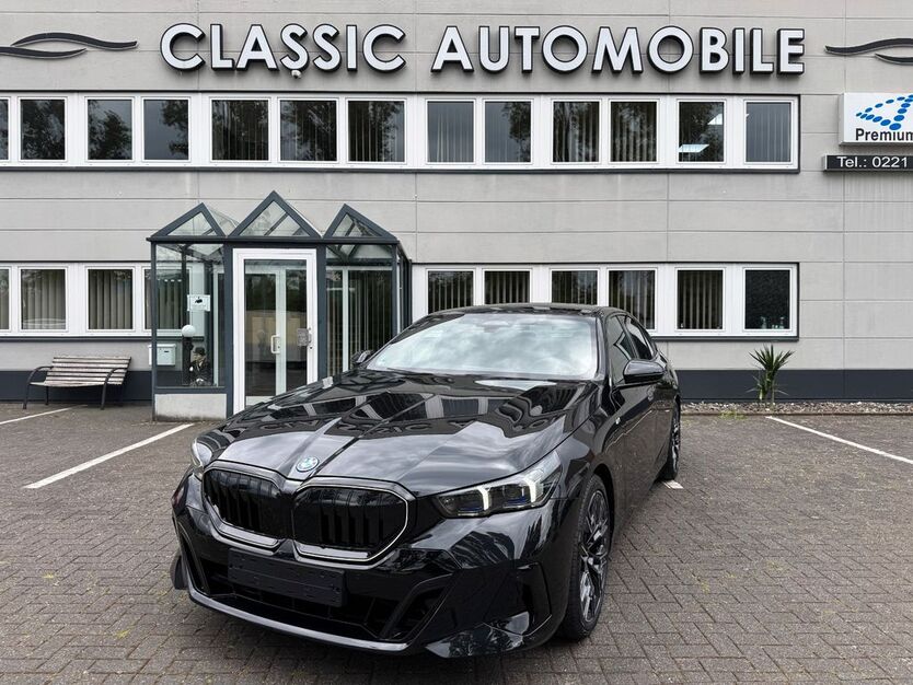 BMW 530 4.085 km 74.850 € Köln 50739