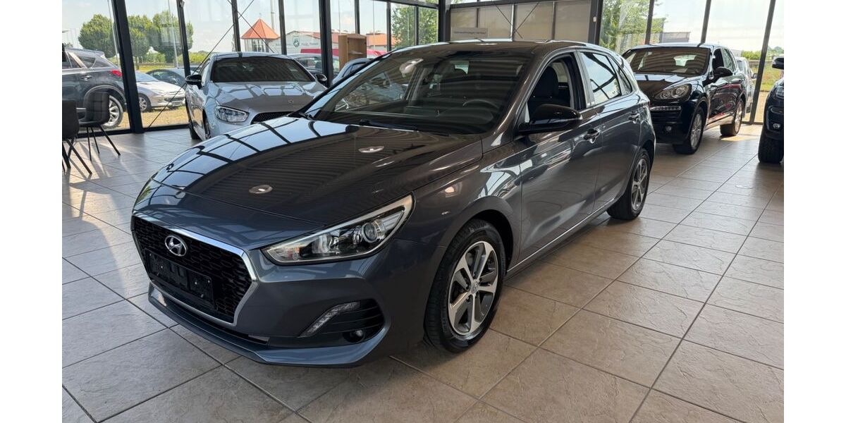 Hyundai i30 76.000 km 14.980 &euro; Erftstadt 50374