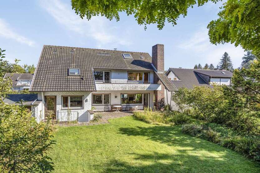 Haus zum Kaufen in Bonn 800.000 € 266 m²