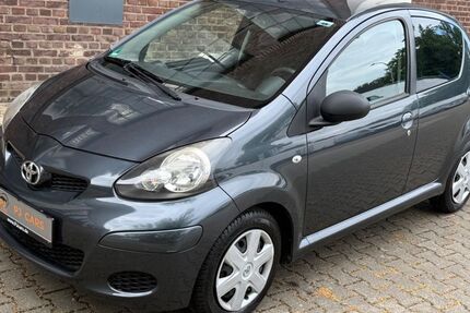 Toyota Aygo (X) 72.527 km 4.790 &euro; Köln 51069