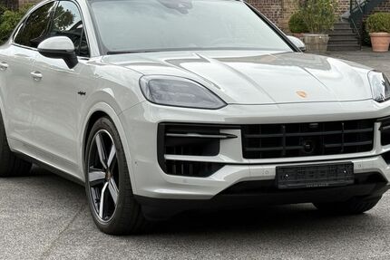 Porsche Cayenne 10.900 km 124.790 € Frechen (bei Köln) 50226