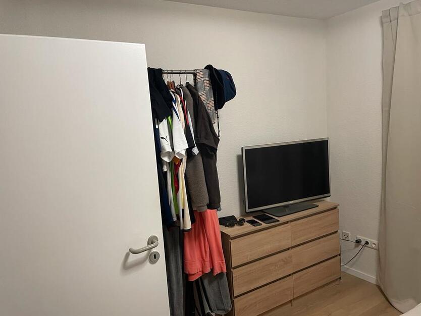2-Zimmer-Erdgeschoßwohnung mit kleiner Terrasse