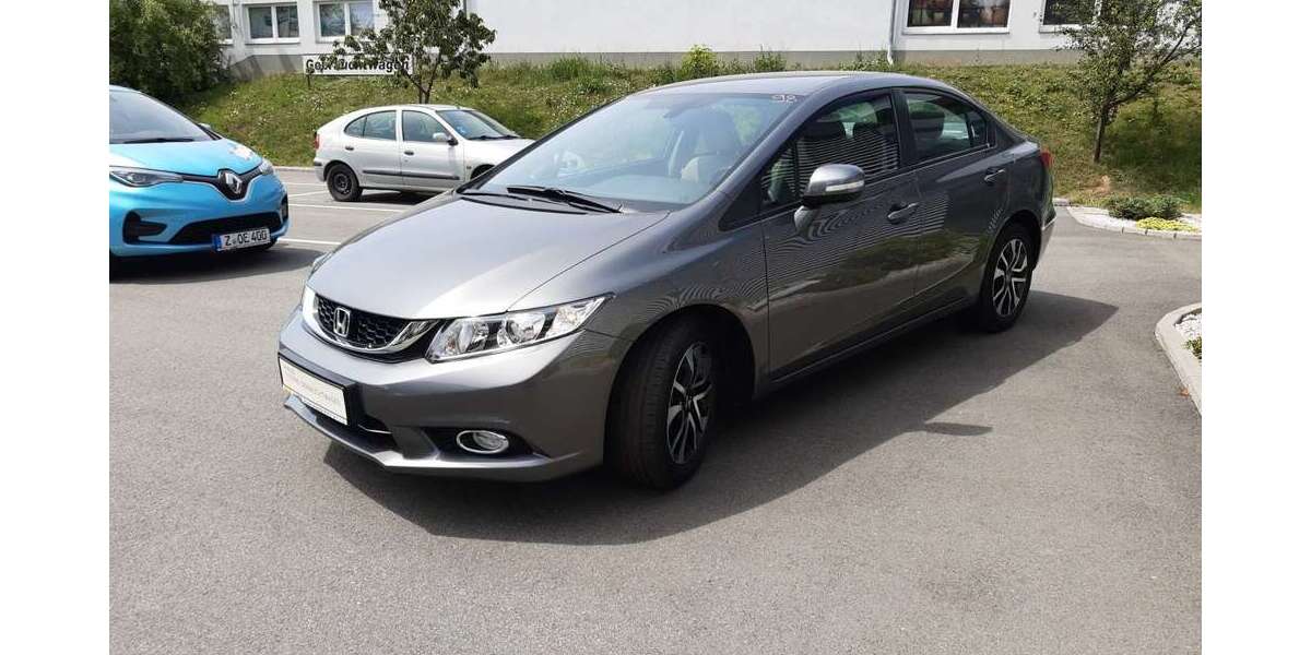 Honda Civic 38.000 km 22.590 &euro; Köln - Rodenkirchen 50999