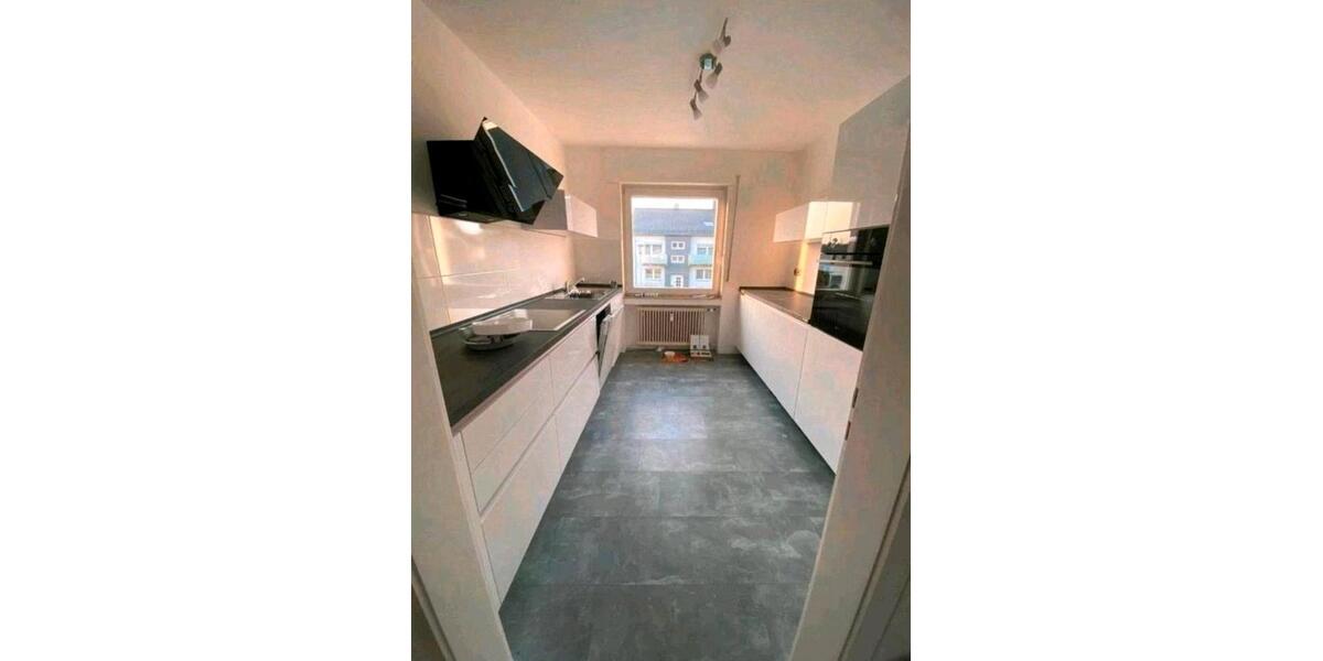 Etagenwohnung Köln Chorweiler - 3 Zimmer, 96 m&sup2;, 375.000&euro; | Angebot:27189776