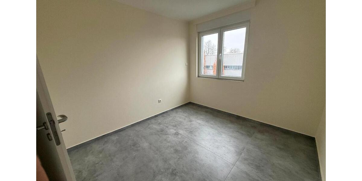 Etagenwohnung Bedburg - 4 Zimmer, 100 m&sup2;, 1.700&euro; | Angebot:24478598