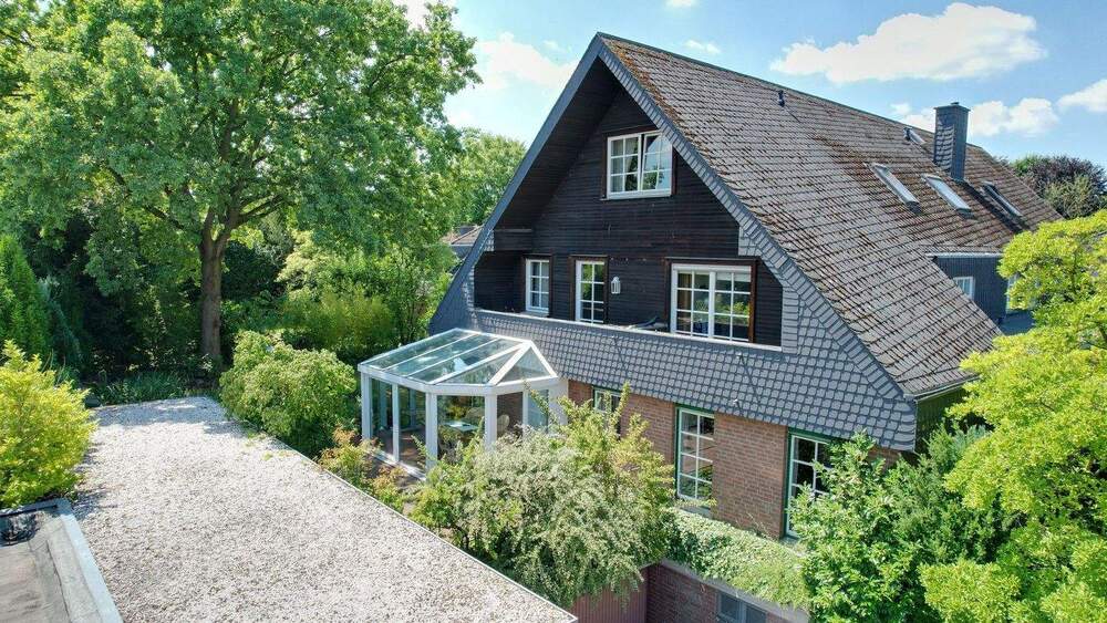 Großzügiges Haus in bester Wohnlage in Köln-Müngersdorf provisionfrei von Privat 7 zimmer