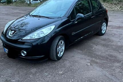 Peugeot 207 171.200 km 1.400 &euro; Köln 50676