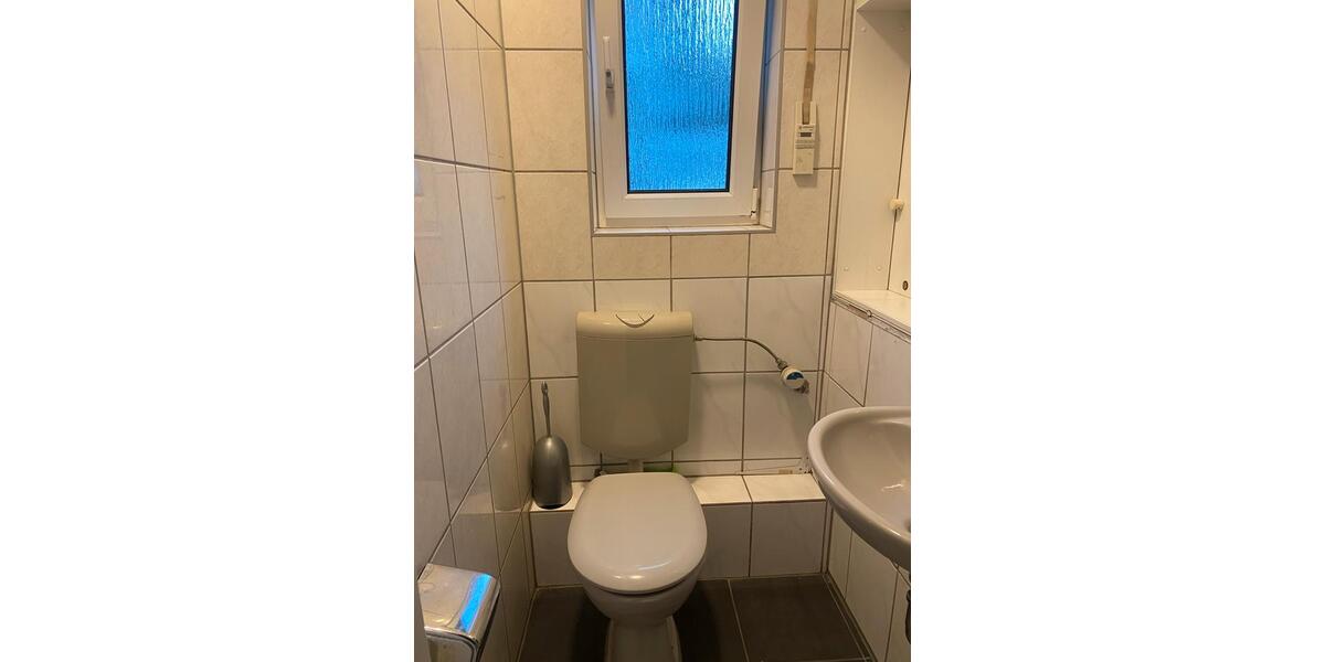 2-Zimmer-Erdgeschosswohnung mit Einbauküche in Bonn-Obekassel 2 zimmer