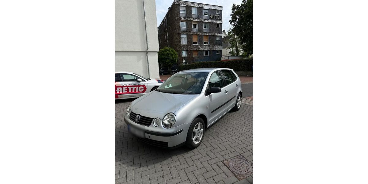 VW Polo 129.000 km 1.700 &euro; Bonn 53177