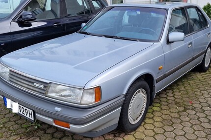 Mazda 929 III 116.811 km 9.900 € Köln 50667