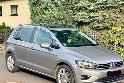 VW Golf Sportsvan 106.000 km 16.375 &euro; Solingen 42659