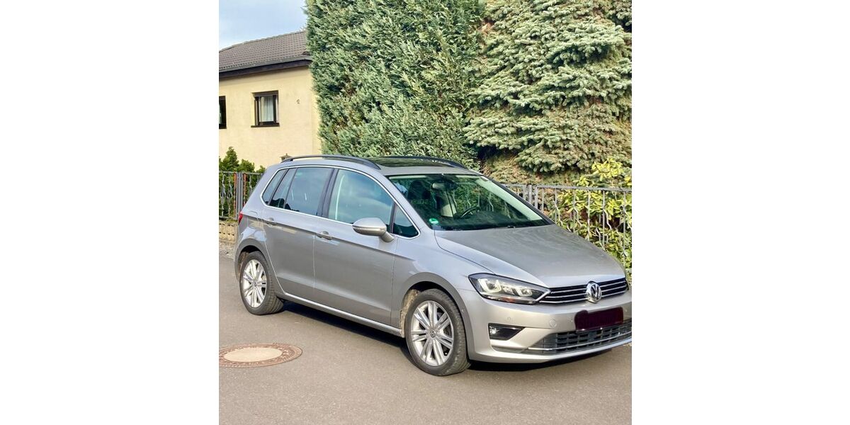 VW Golf Sportsvan 106.000 km 16.375 &euro; Solingen 42659