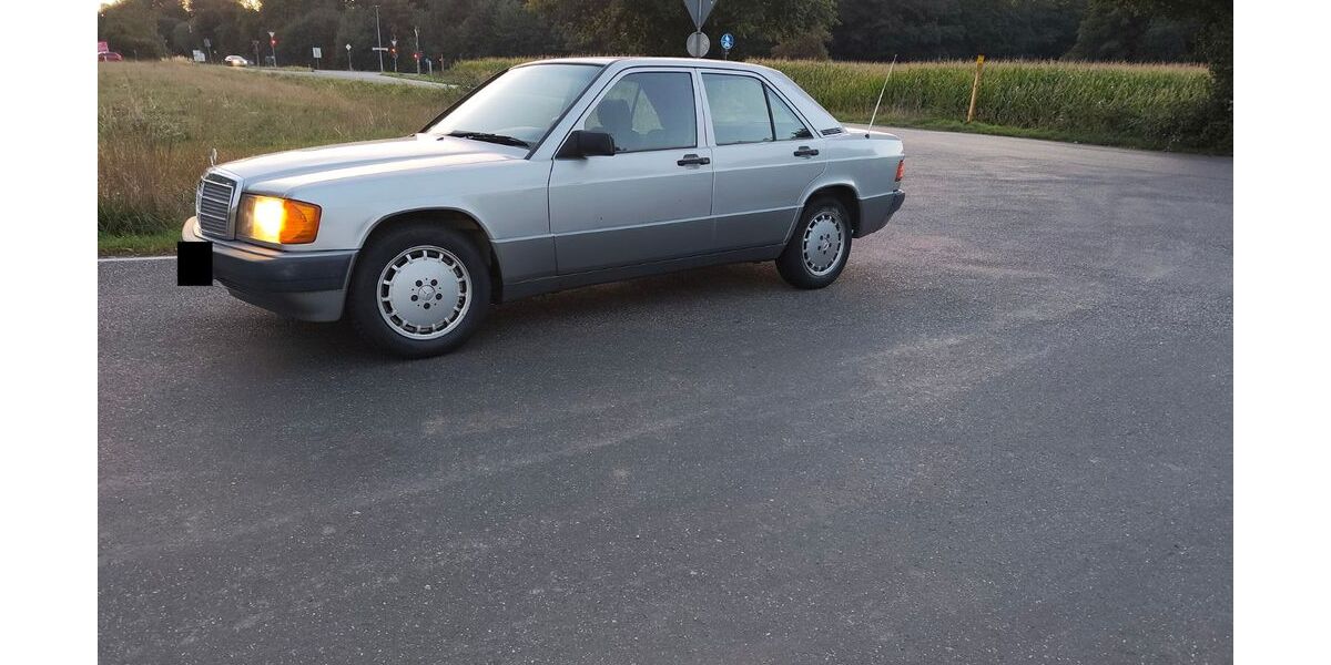 Mercedes-Benz 190 221.786 km 3.750 &euro; Kerpen 50171