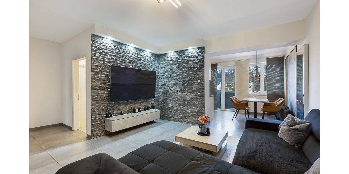 Mehrfamilienhaus, Wohnhaus Siegburg - 6 Zimmer, 237 m&sup2;, 592.000&euro; | Angebot:26043402