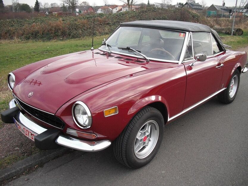 Fiat 124 Spider 100.000 km 11.800 € Hürth 50354