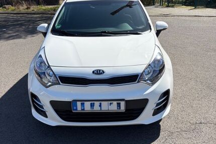 Kia Rio 60.597 km 7.800 &euro; Bonn 53117