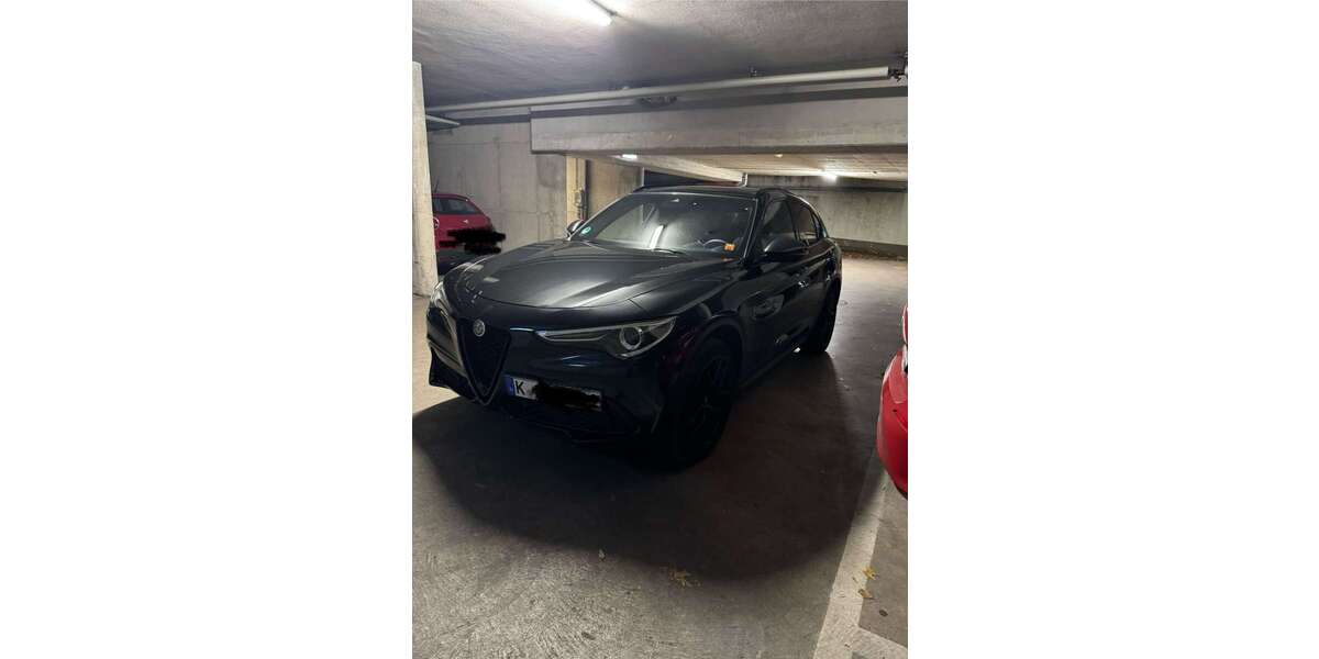 Alfa Romeo Stelvio 101.000 km 26.499 € Köln 50677