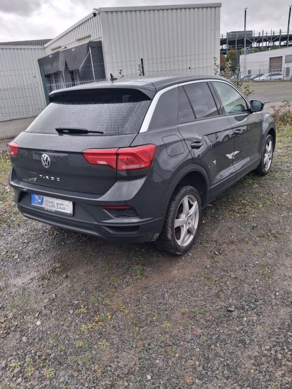 VW T-Roc 111.819 km 16.500 € Bergheim 50126