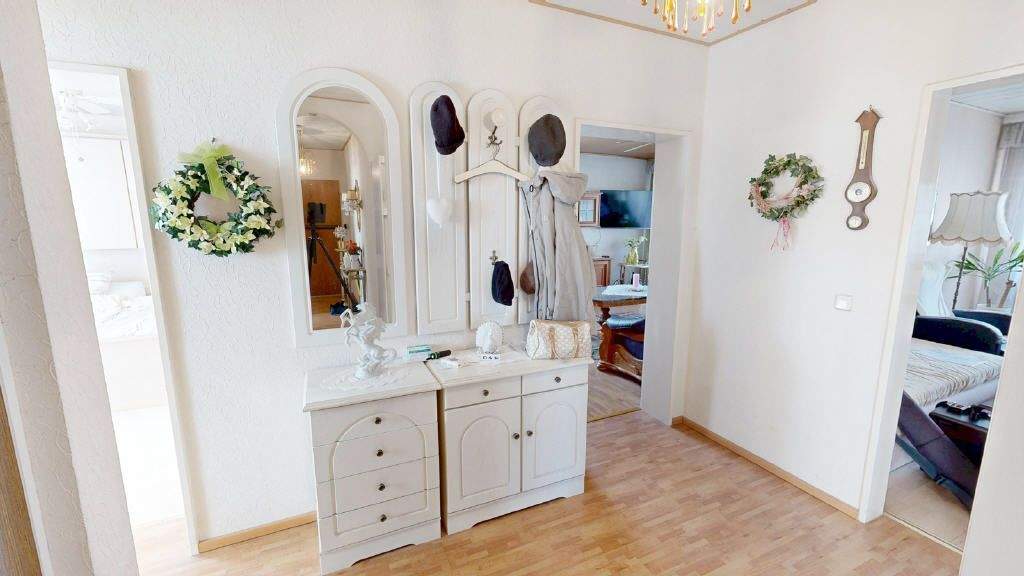 Etagenwohnung Erftstadt Lechenich - 3 Zimmer, 73 m&sup2;, 175.000&euro; | Angebot:25267357