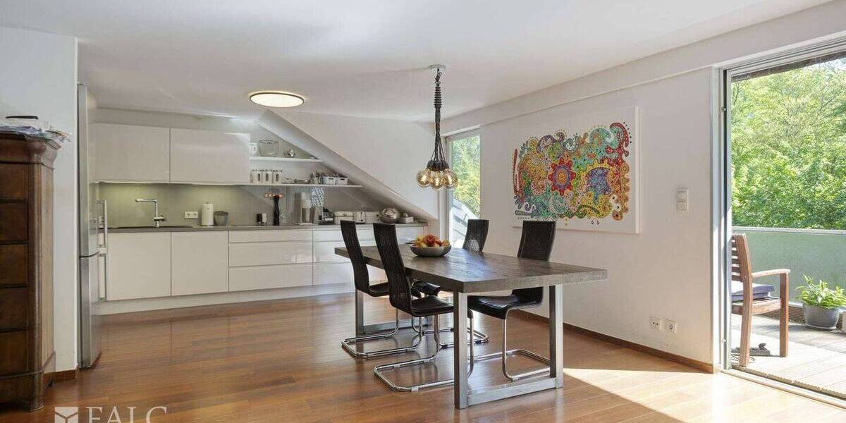 Etagenwohnung Köln Bocklemünd/Mengenich - 3 Zimmer, 110 m&sup2;, 469.000&euro; | Angebot:26475197